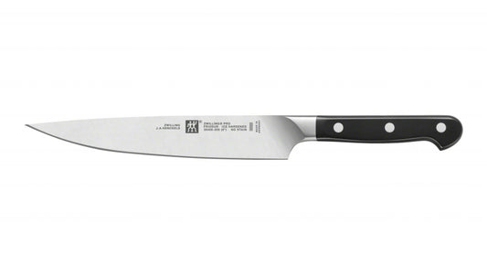 Se Zwilling Pro Tranchérkniv/Slicer (20 cm) ✔ Stort utbud av Zwilling Knive ✔ Snabb leverans: 1 - 2 vardagar och billig frakt - Artikelnummer: SVS-1235 och streckkod / Ean: 4009839257124 i lager - Rea på KÖKSKNIVAR & TILLBEHÖR > Förskärarkniv/Tranchérkniv (Slicer) Spara upp till 51% - Över 785 välkända varumärken på rea