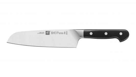 Se Zwilling Pro Santoku Kniv (18 cm) ✔ Stort utbud av Zwilling Knive ✔ Snabb leverans: 1 - 2 vardagar och billig frakt - Artikelnummer: SVS-1243 och streckkod / Ean: 4009839257162 i lager - Rea på KÖKSKNIVAR & TILLBEHÖR > Santoku kniv Spara upp till 51% - Över 785 välkända varumärken på rea